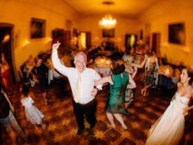 12-06-02-wedding-laurarobin-574